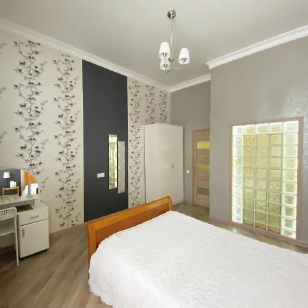Bunina 8 Odesa