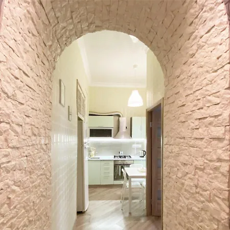 Апартаменти Bunina 8 *